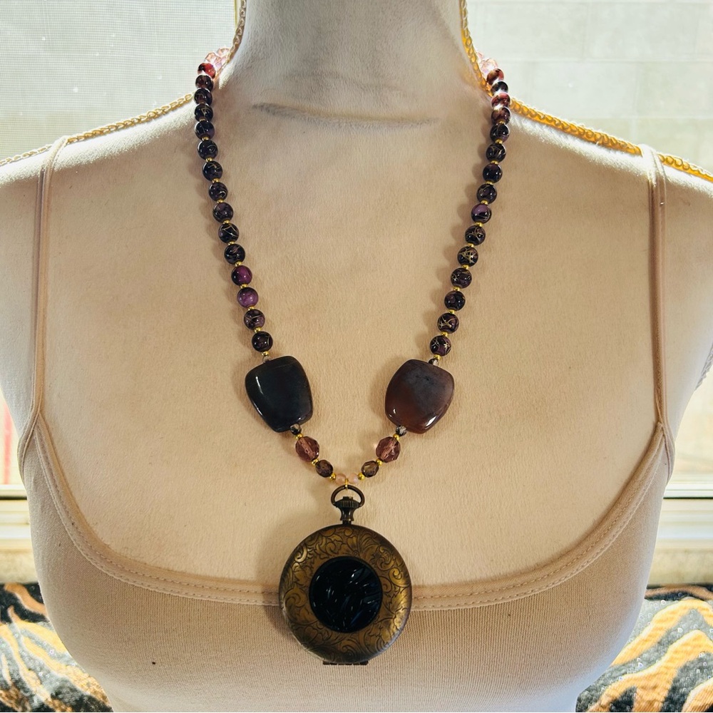 Handcrafted vintage pocket watch case locket art glass bead orca agate necklace - Picture 3 of 14